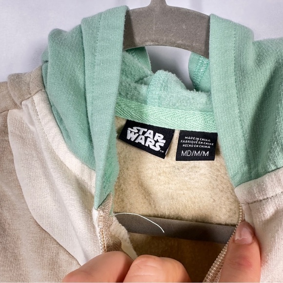 Disney Star Wars Kids “Grogu” Hoodie — 3D Ears + Peek-Through Face (M 10/12) - Picture 9 of 11